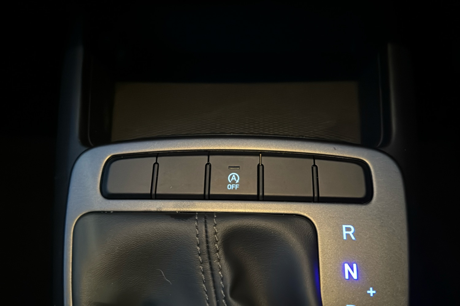 Used Hyundai i10 2022 for sale - 77167639: Photo 42