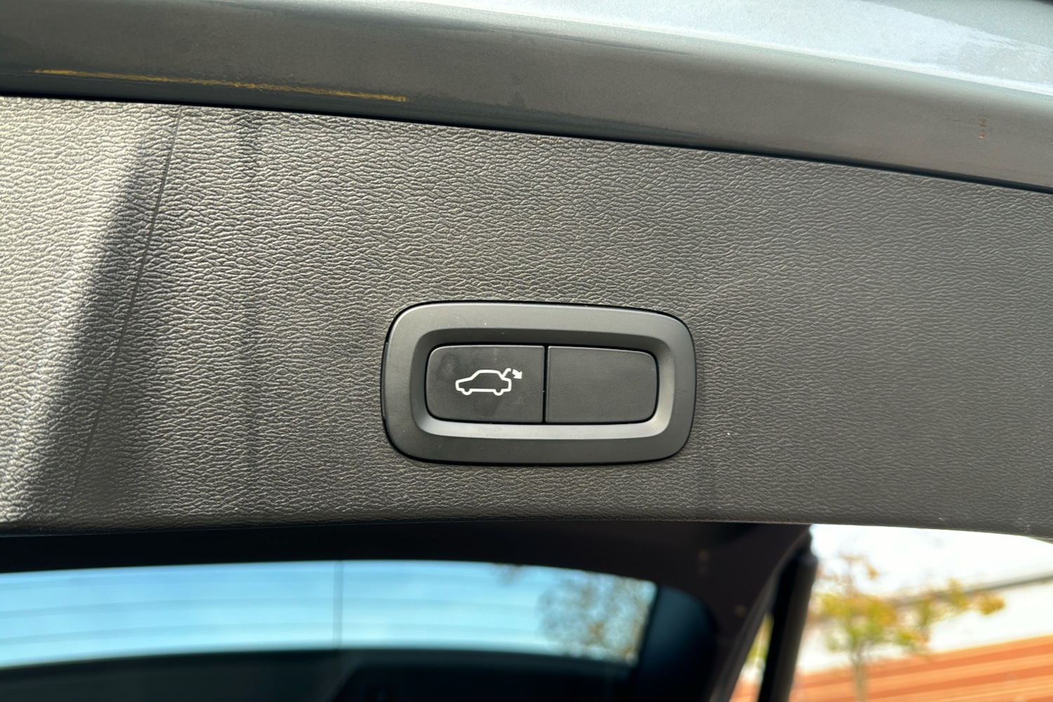 Used Volvo XC40 2020 for sale - 76553331: Photo 28