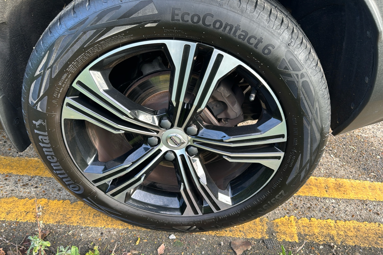 Used Volvo XC40 2020 for sale - 76553331: Photo 31