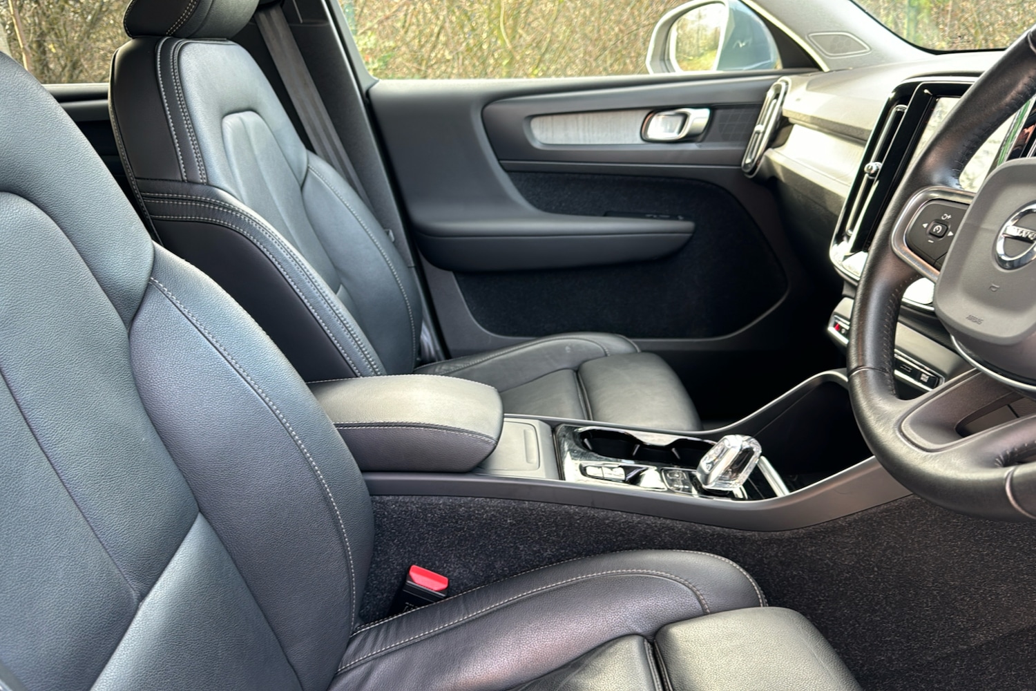 Used Volvo XC40 2020 for sale - 76553331: Photo 42