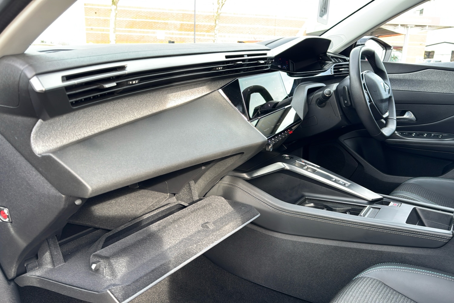 Used Peugeot 308 2024 for sale - 78075212: Photo 39