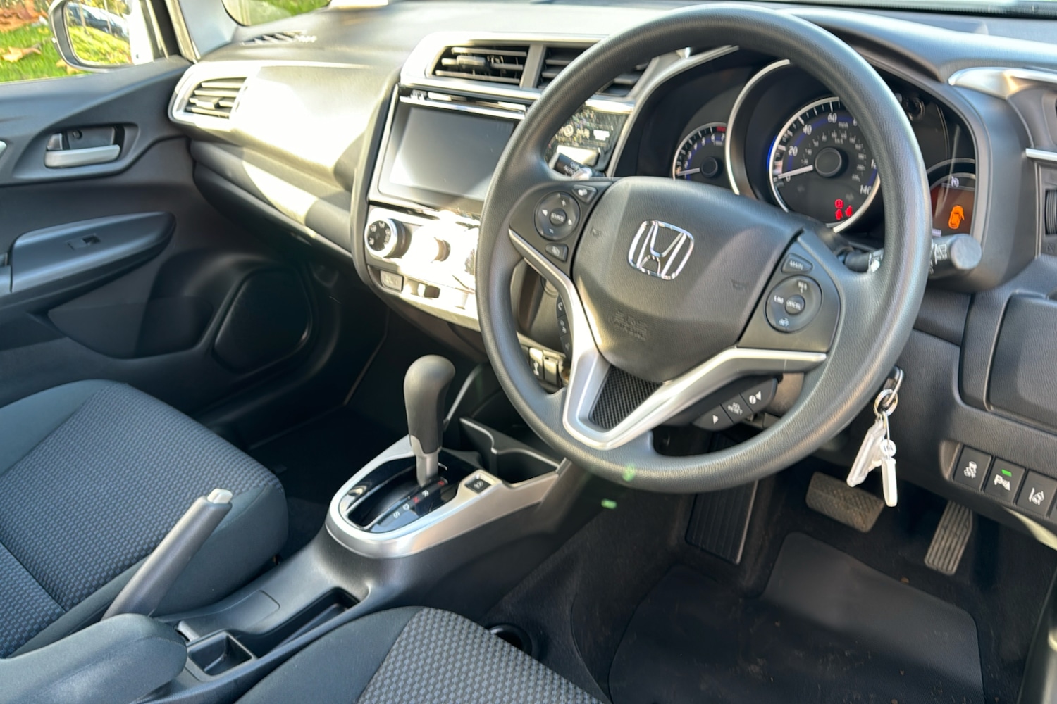 Used Honda Jazz 2019 for sale - 76732602: Photo 10