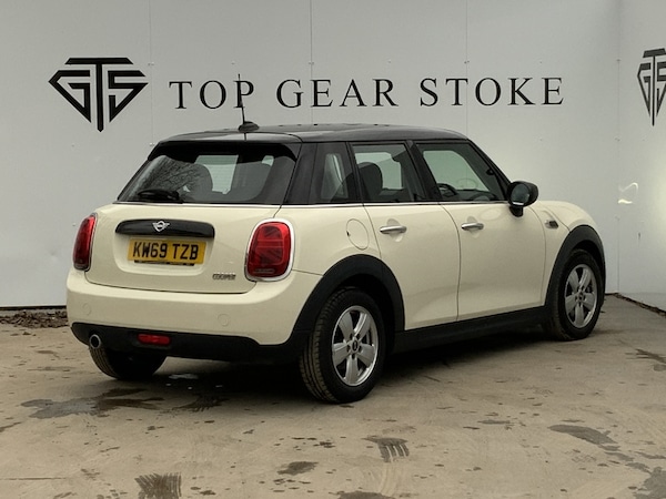 Used MINI Hatch 2020 for sale - 69912356: Photo 3