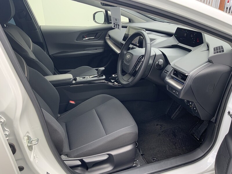 Used Toyota Prius 2024 for sale - 76047002: Photo 12