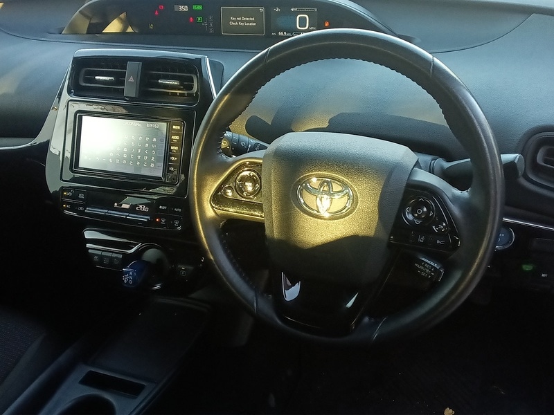 Used Toyota Prius for sale - 76232374: Photo 11
