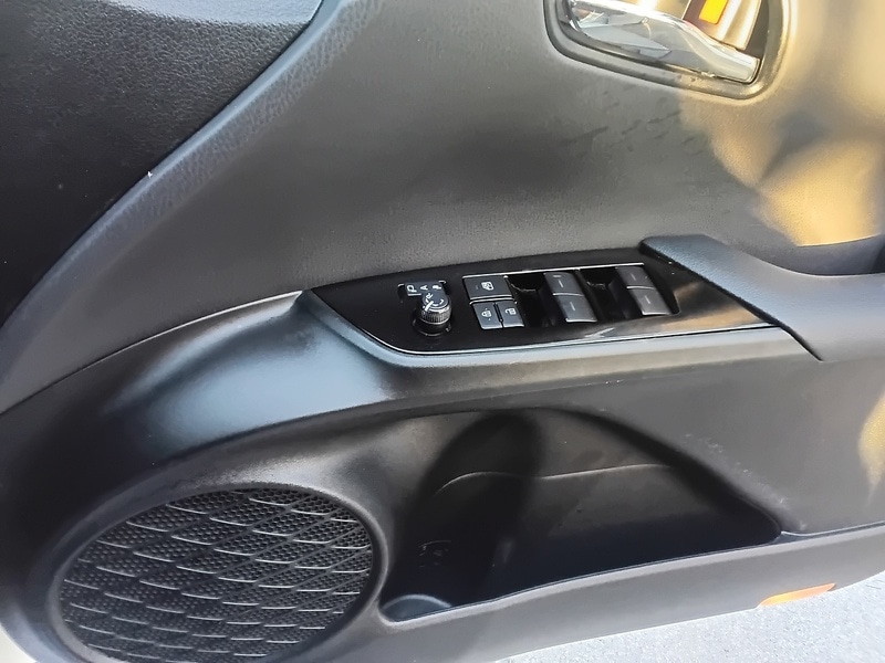 Used Toyota Prius for sale - 76232374: Photo 35