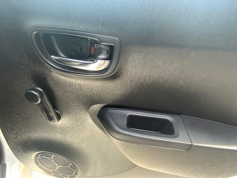 Used Toyota Yaris 2013 for sale - 76047049: Photo 10