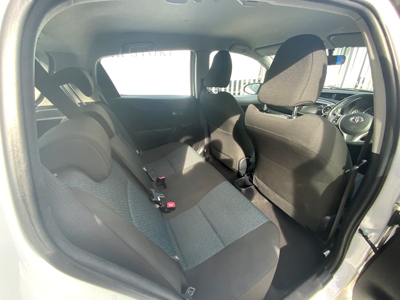 Used Toyota Yaris 2013 for sale - 76047049: Photo 11