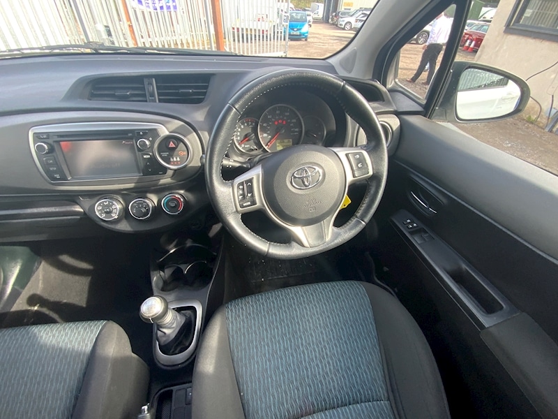 Used Toyota Yaris 2013 for sale - 76047049: Photo 15