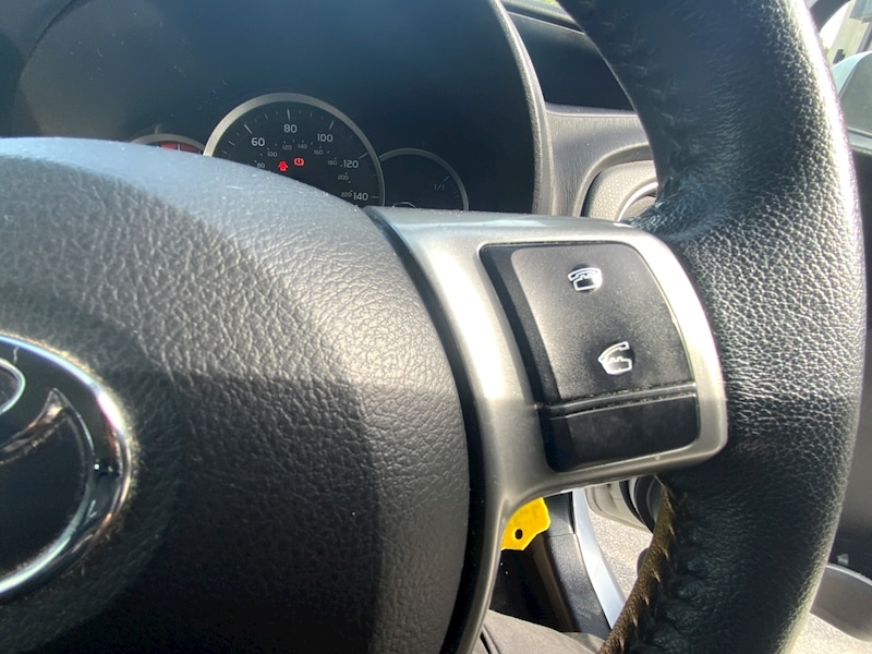 Used Toyota Yaris 2013 for sale - 76047049: Photo 26
