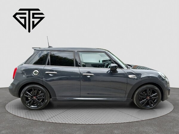 Used MINI Hatch 2020 for sale - 72517193: Photo 2