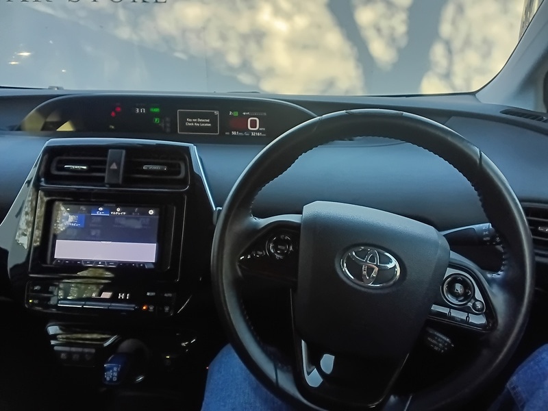 Used Toyota Prius 2025 for sale - 76047074: Photo 30