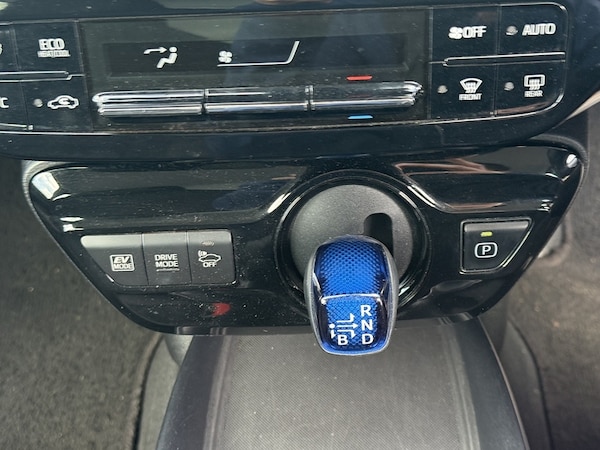 Used Toyota Prius 2025 for sale - 76047074: Photo 32