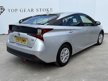 Used Toyota Prius 2025 for sale - 76047074: Photo 3