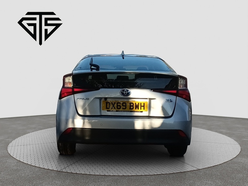 Used Toyota Prius 2025 for sale - 76047074: Photo 4