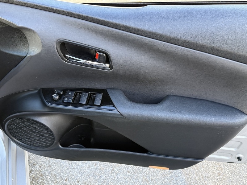 Used Toyota Prius 2024 for sale - 76047090: Photo 10
