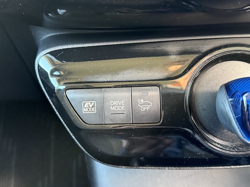 Used Toyota Prius 2024 for sale - 76047090: Photo 35