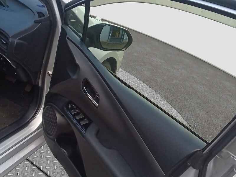 Used Toyota Prius for sale - 76232372: Photo 32