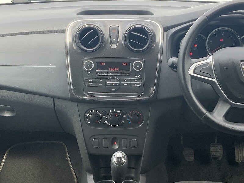 Used Dacia Sandero 2018 for sale - 76047154: Photo 17