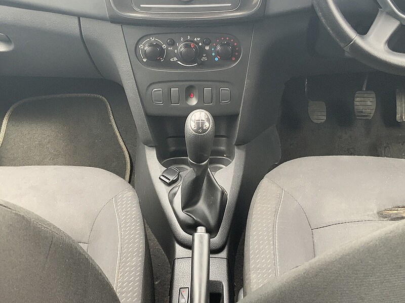 Used Dacia Sandero 2018 for sale - 76047154: Photo 18