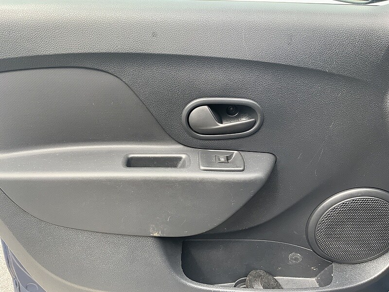 Used Dacia Sandero 2018 for sale - 76047154: Photo 23