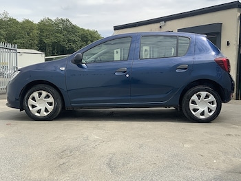 Used Dacia Sandero 2018 for sale - 76047154: Photo