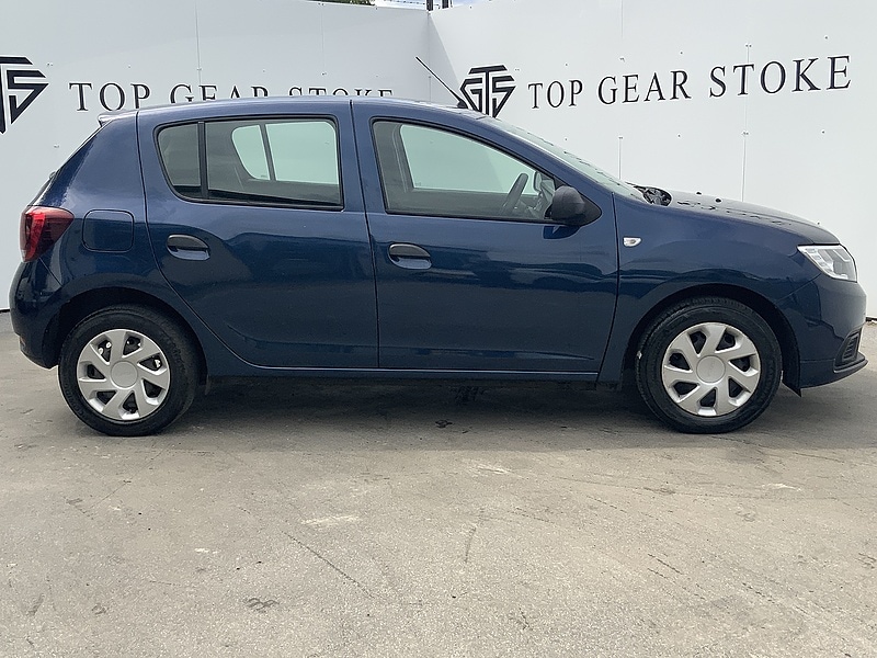Used Dacia Sandero 2018 for sale - 76047154: Photo 8