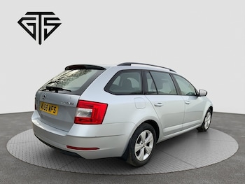 Used Skoda Octavia 2025 for sale - 78711322: Photo