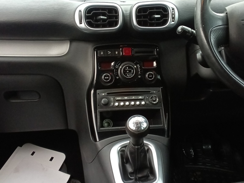 Used Citroen C3 Picasso 2016 for sale - 76047041: Photo 21