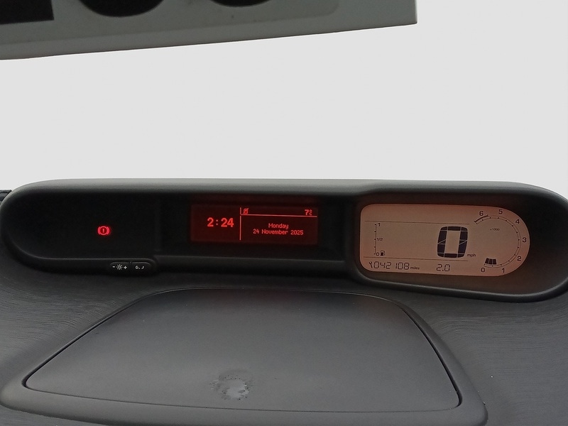 Used Citroen C3 Picasso 2016 for sale - 76047041: Photo 25