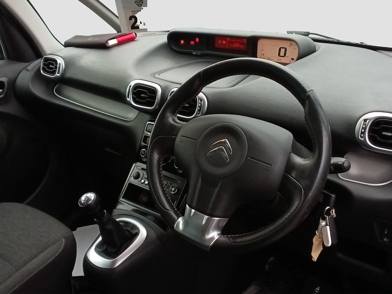 Used Citroen C3 Picasso 2016 for sale - 76047041: Photo 26