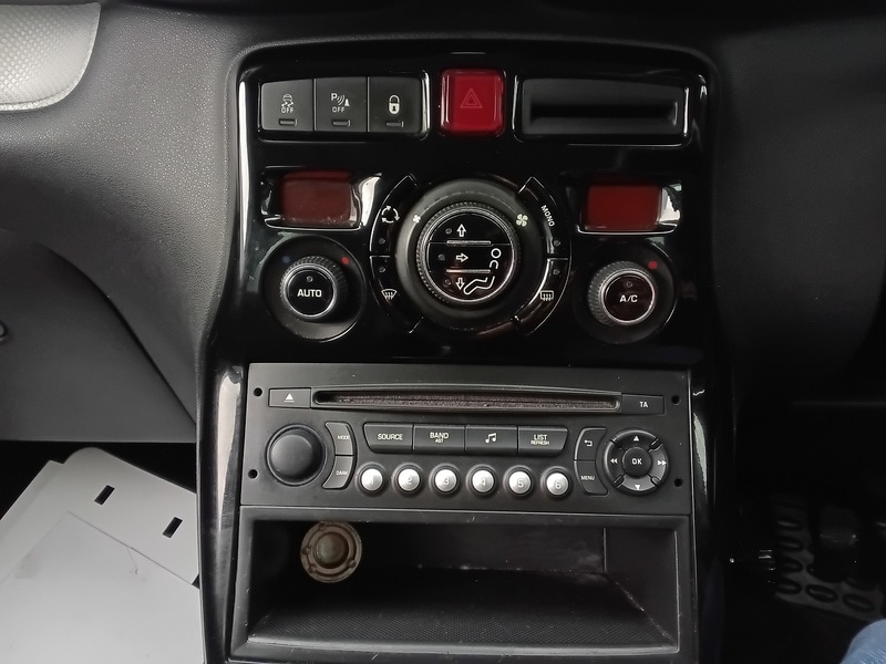 Used Citroen C3 Picasso 2016 for sale - 76047041: Photo 31