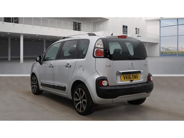 Used Citroen C3 Picasso 2016 for sale - 76047041: Photo 3