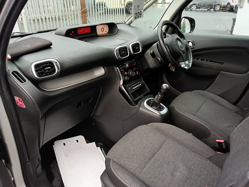 Used Citroen C3 Picasso 2016 for sale - 76047041: Photo 41