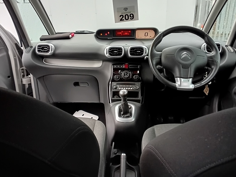 Used Citroen C3 Picasso 2016 for sale - 76047041: Photo 44