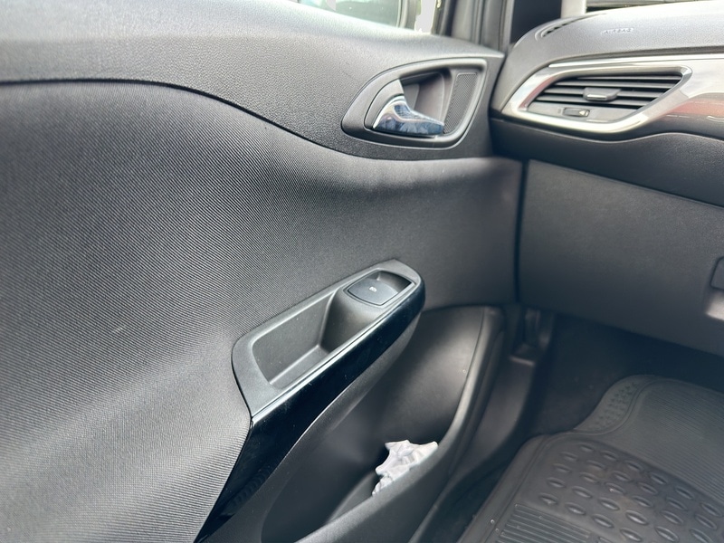 Used Vauxhall Corsa 2016 for sale - 76047098: Photo 15
