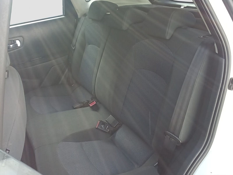 Used Nissan Qashqai 2011 for sale - 76482552: Photo 17