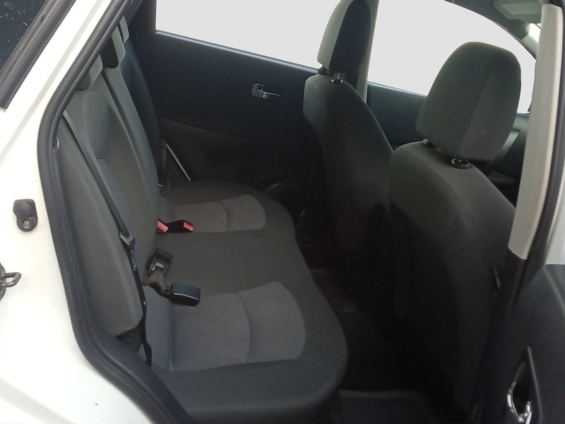 Used Nissan Qashqai 2011 for sale - 76482552: Photo 18