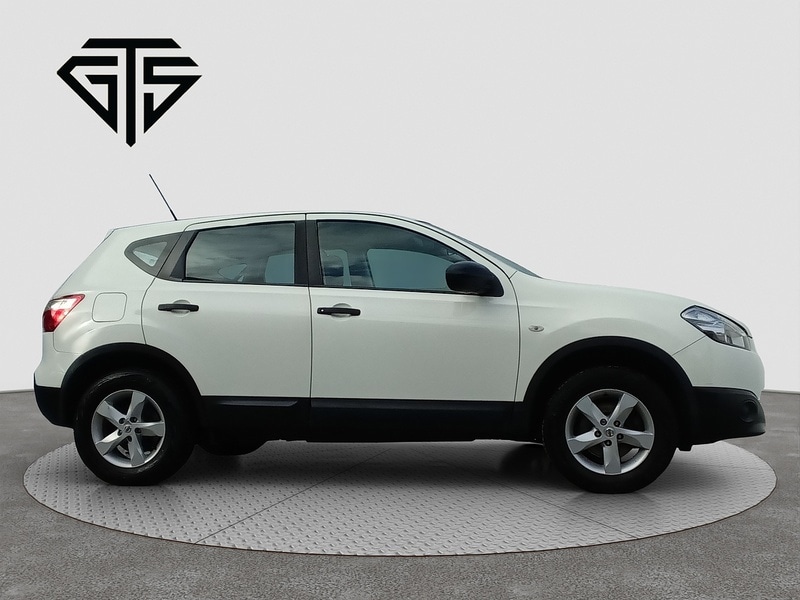 Used Nissan Qashqai 2011 for sale - 76482552: Photo 2