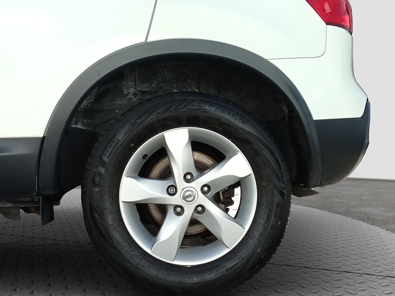 Used Nissan Qashqai 2011 for sale - 76482552: Photo 24