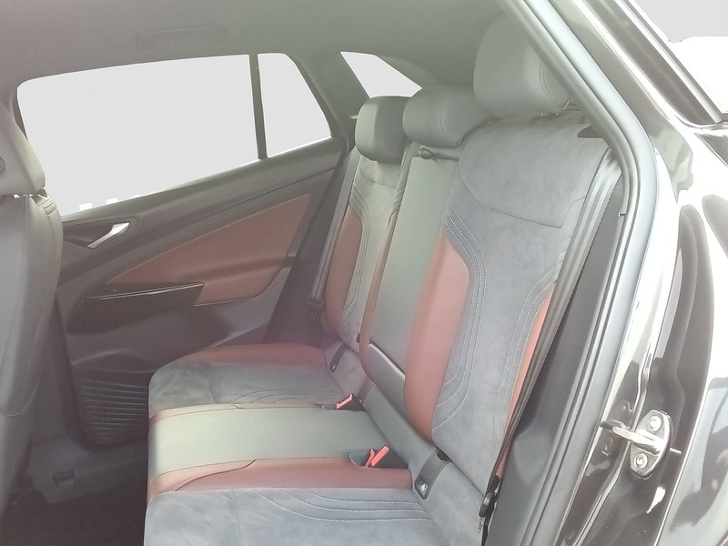 Used Volkswagen ID.4 2021 for sale - 76418010: Photo 11