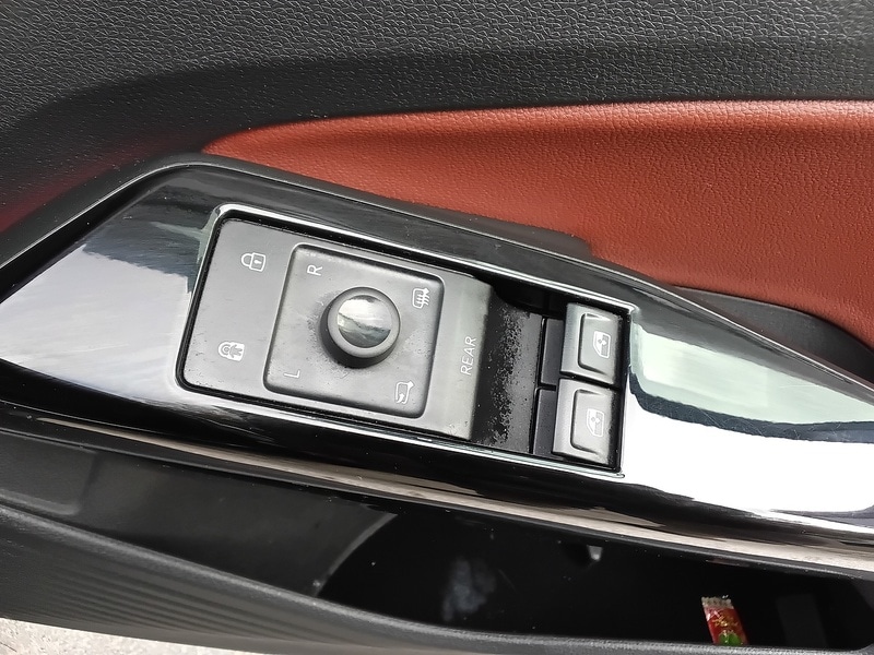 Used Volkswagen ID.4 2021 for sale - 76418010: Photo 35