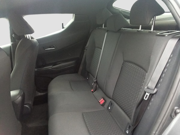 Used Toyota C-HR 2022 for sale - 76320062: Photo 12