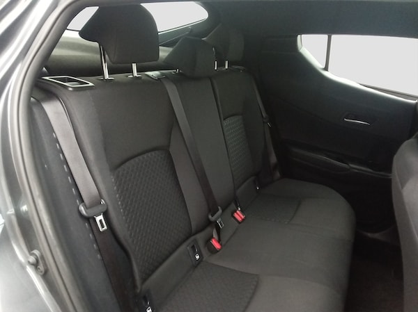 Used Toyota C-HR 2022 for sale - 76320062: Photo 13