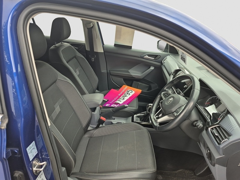 Used Volkswagen T-Cross 2025 for sale - 76047036: Photo 11