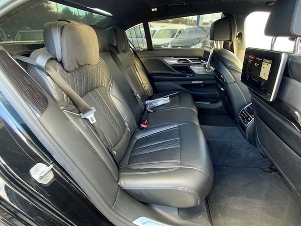 Used BMW 7 Series 2017 for sale - 64828157: Photo 30
