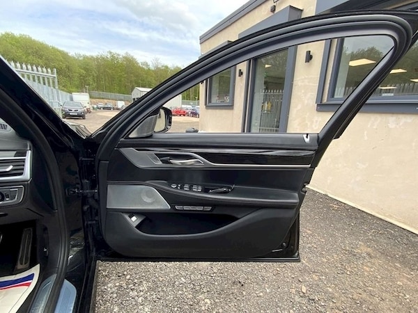 Used BMW 7 Series 2017 for sale - 64828157: Photo 95