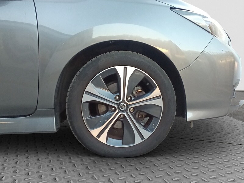 Used Nissan Leaf 2020 for sale - 76047040: Photo 45