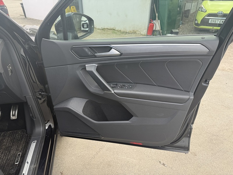 Used Volkswagen Tiguan 2025 for sale - 76047004: Photo 10