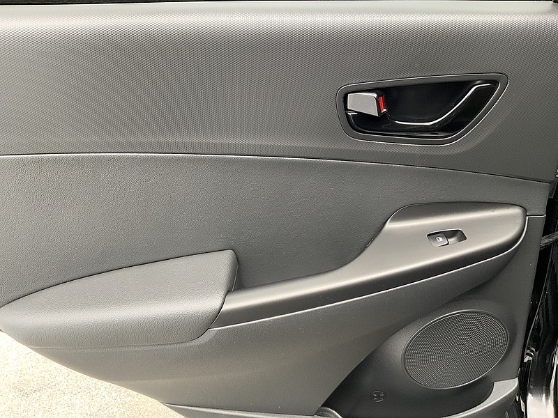 Used Hyundai KONA 2019 for sale - 76047160: Photo 24